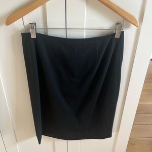 Elie Tahari suit pencil skirt in size 2